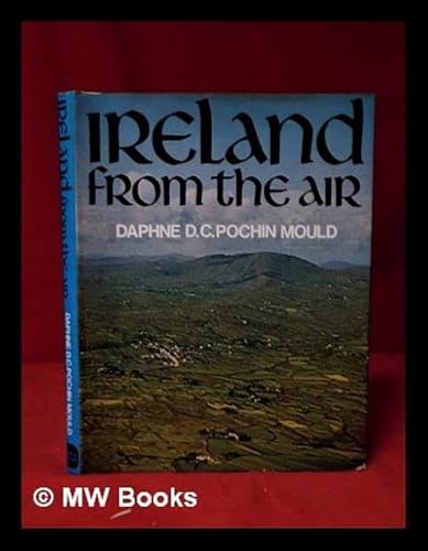 Beispielbild fr Ireland from the Air zum Verkauf von WorldofBooks