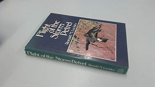 Immagine dell'editore per Flight of the Storm Petrel venduto da Pricewisebooks