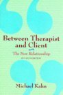 Imagen de archivo de Between Therapist and Client: The New Relationship a la venta por Ergodebooks