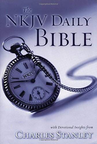 9780718012496: The NKJV Daily Bible with Devotional Insights from Charles Stanley