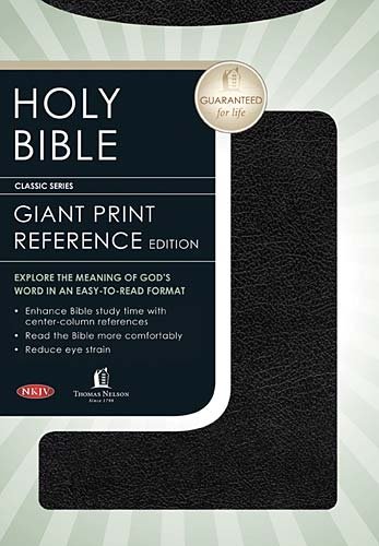 9780718015817: Giant Print Center-column Reference Bible-NKJV