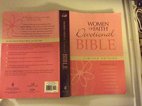Imagen de archivo de Women of Faith Devotional Bible a la venta por ThriftBooks-Dallas