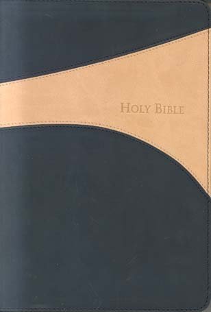 9780718019563: NKJV Personal Size Giant Print Bible Black/Tan Leathersoft