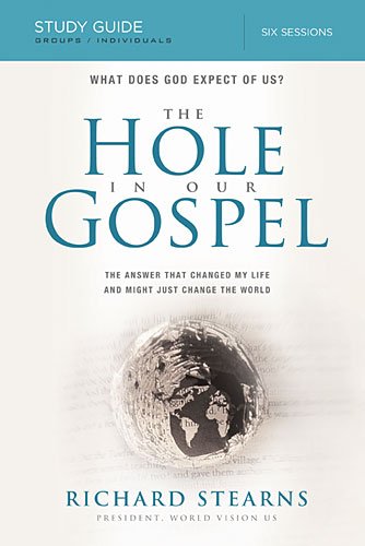 Imagen de archivo de The Hole in Our Gospel Study Guide a la venta por BooksRun