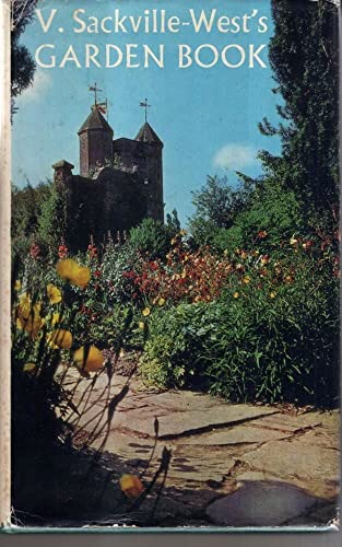 Beispielbild fr The Garden Book zum Verkauf von WorldofBooks