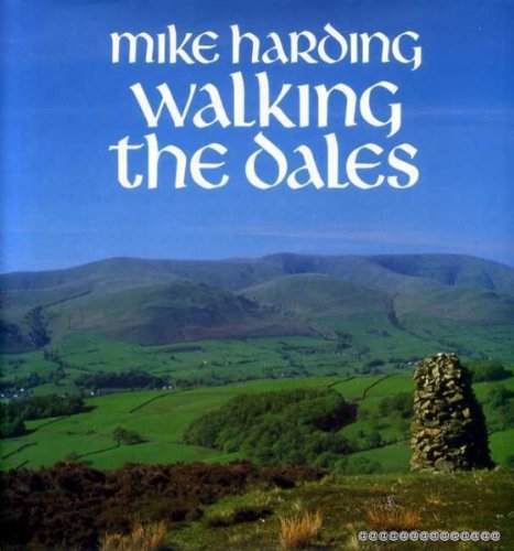 Imagen de archivo de Walking the Dales a la venta por AwesomeBooks
