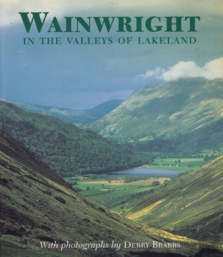 Beispielbild fr Wainwright in the Valleys of Lakeland (Mermaid Books) zum Verkauf von medimops