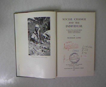 Imagen de archivo de Social change and the individual: a study of the social and religious responses to innovation in a Zambian rural community a la venta por Better World Books