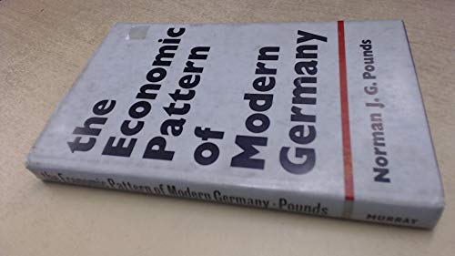 Imagen de archivo de The economic pattern of modern Germany a la venta por Better World Books Ltd
