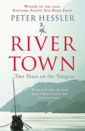 9780719564802: River Town: Two Years on the Yangtze