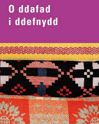 Stock image for O Ddafad I Ddefnydd for sale by Better World Books Ltd