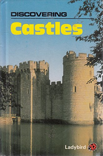 Beispielbild fr Castles (Discovering) zum Verkauf von Reuseabook