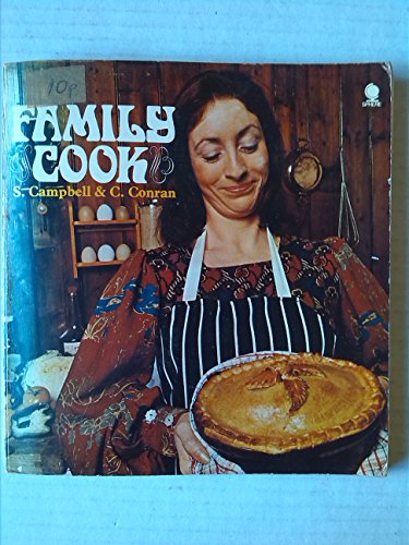 Imagen de archivo de Family Cook a la venta por WorldofBooks