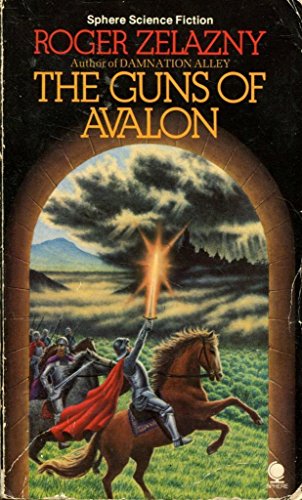 9780722194409: Guns Of Avalon