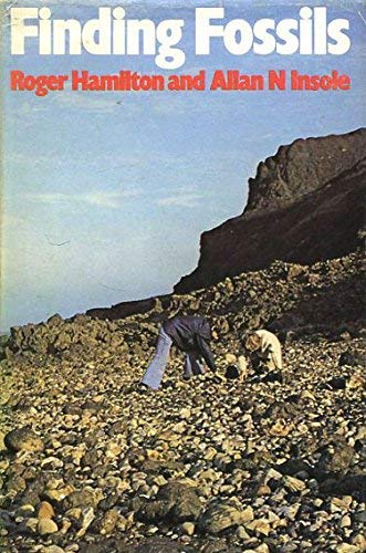 Beispielbild fr Finding Fossils zum Verkauf von WorldofBooks