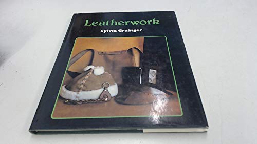 Imagen de archivo de Leatherwork a la venta por WorldofBooks