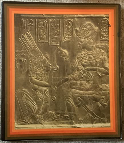 Imagen de archivo de Treasures of Tutankhamun:[catalogue of an Exhibition] Held at the British Museum, 1972;: [catalogue of an Exhibition] Held at the British Museum, 1972; a la venta por Booketeria Inc.