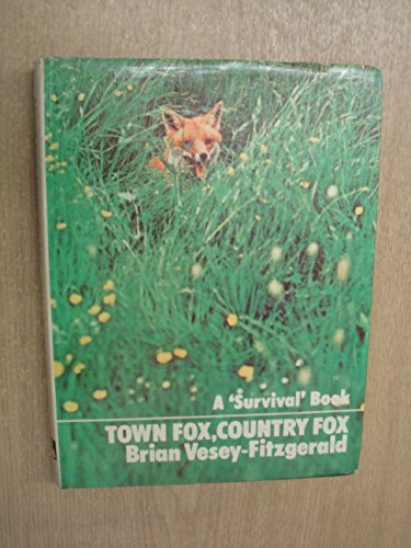 9780727401120: Town Fox, Country Fox