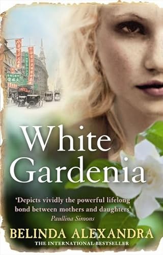 Imagen de archivo de White Gardenia a la venta por ThriftBooks-Dallas
