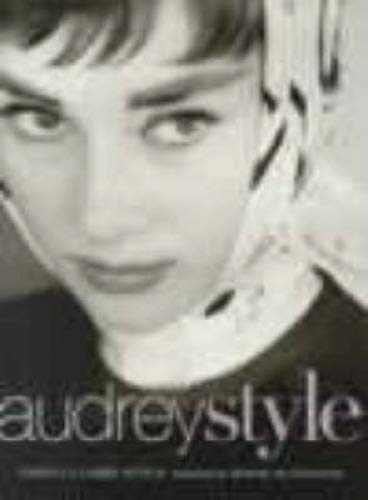 9780733611223: Audrey Style