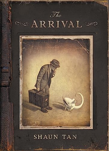 Stock image for The Arrival for sale by Better World Books