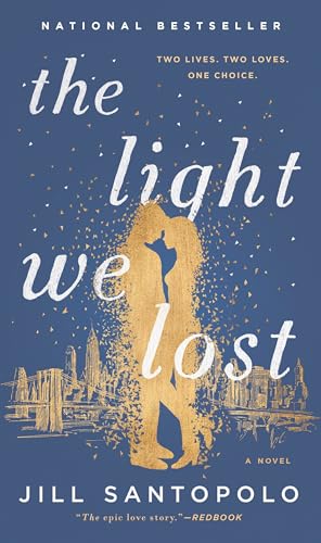 Imagen de archivo de The Light We Lost a la venta por ThriftBooks-Atlanta