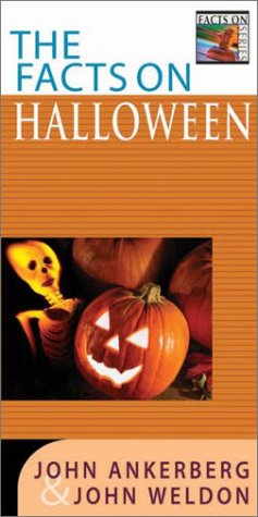 Imagen de archivo de The Facts on Halloween (Facts on (Harvest House Publishers)) a la venta por WorldofBooks