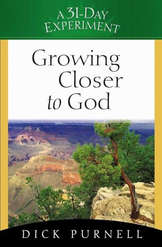 Beispielbild fr Growing Closer to God (A 31-Day Experiment) zum Verkauf von SecondSale