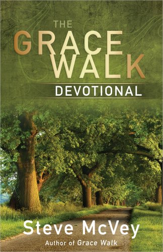 The Grace Walk Devotional (9780736953450) by McVey, Steve