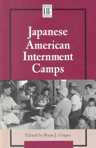 Imagen de archivo de Japanese-American Internment Camps a la venta por Better World Books