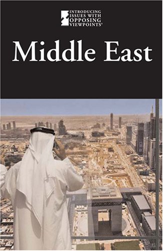 9780737735758: Middle East (Introducing Issues With Opposing Viewpoints)