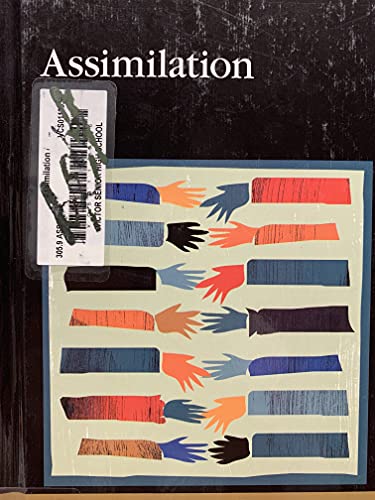 Imagen de archivo de Assimilation a la venta por Better World Books