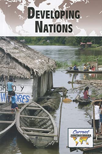 Imagen de archivo de Developing Nations a la venta por ThriftBooks-Atlanta