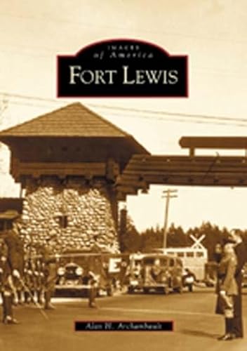 9780738520513: Fort Lewis (WA) (Images of America)