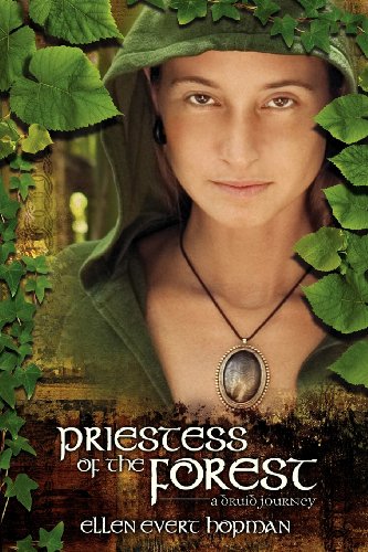 9780738712628: Priestess of the Forest: A Druid Novel