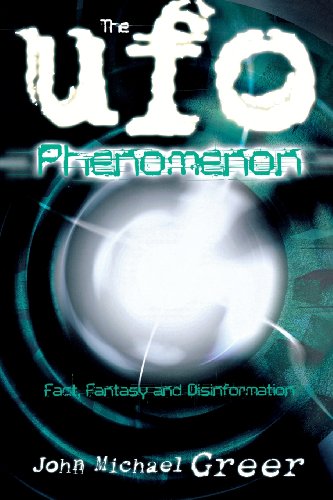 Beispielbild fr The UFO Phenomenon: Fact, Fantasy and Disinformation zum Verkauf von ThriftBooks-Dallas