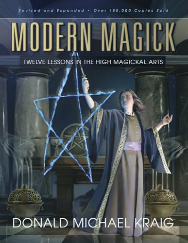 Imagen de archivo de 2010 PB Modern Magick: Twelve Lessons in the High Magickal Arts a la venta por Miki Store