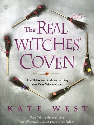 Imagen de archivo de The Real Witches' Coven a la venta por HPB-Red