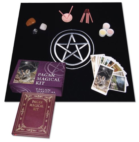 Pagan Magical Kit (9780738719344) by Moore, Barbara; Lo Scarabeo