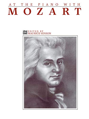 9780739021873: At the Piano With Mozart