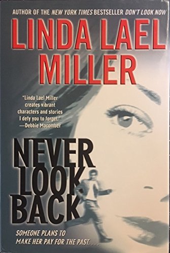 Beispielbild fr Never Look Back (Large Print Edition) zum Verkauf von Village Booksmith