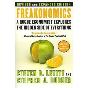 9780739482698: Freakonomics Revised and Expanded