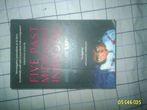 Imagen de archivo de Five Past Midnight In Bhopal a la venta por WorldofBooks