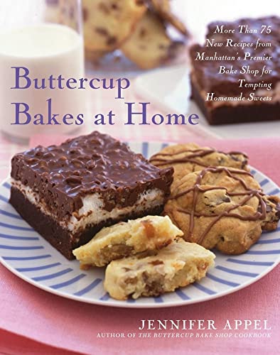 Imagen de archivo de Buttercup Bakes at Home : Buttercup Bakes at Home a la venta por Better World Books