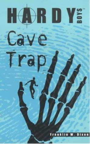 9780743408738: Cave Trap (Hardy Boys)