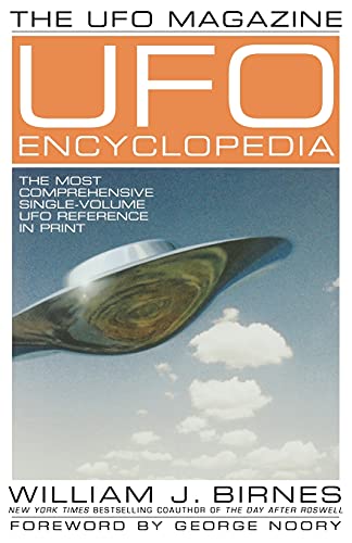 Stock image for The UFO Magazine UFO Encyclopedia: The Most Comprehensive Single-Volume UFO Reference in Print: The Most Compreshensive Single-volume UFO Reference in Print for sale by Chiron Media