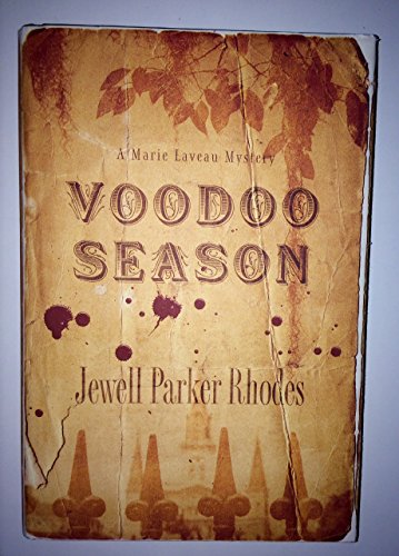 9780743483278: Voodoo Season: A Marie Laveau Mystery