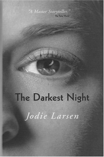 9780743497640: The Darkest Night: A Kaycee Miller Suspense Novel