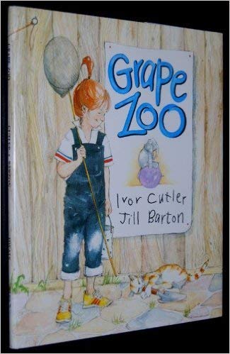 Beispielbild fr Grape Zoo zum Verkauf von WorldofBooks