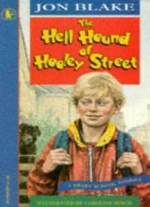 Imagen de archivo de Hell Hound of Hooley Street (Racers) (Racers S.) a la venta por WorldofBooks